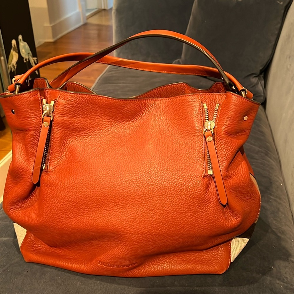 Authentic Burberry leather bag. Excellent condition.